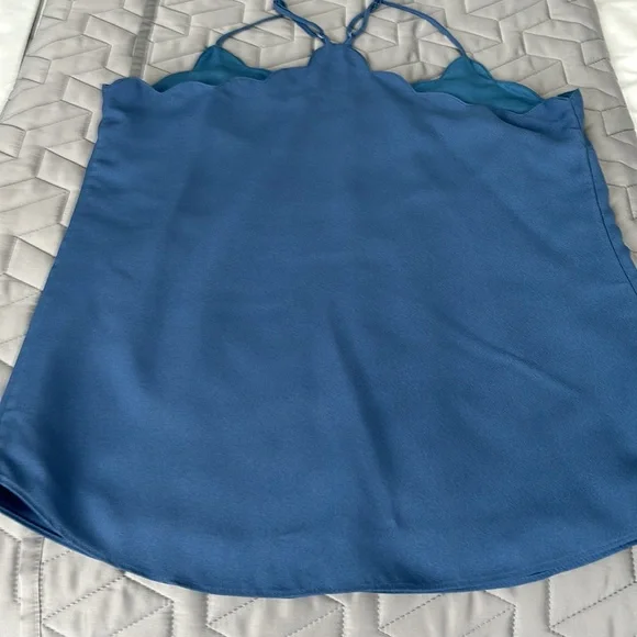 Top - Picture 3 of 3